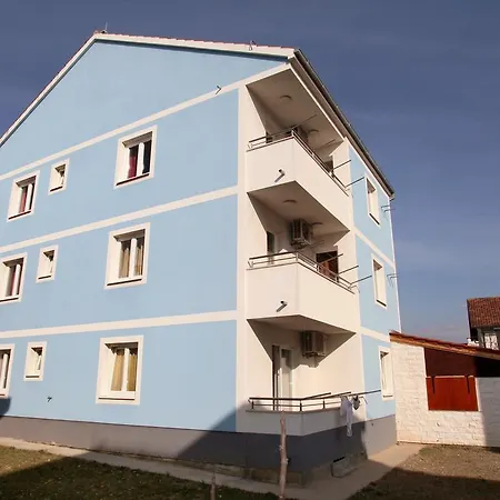Karlo Kaštela