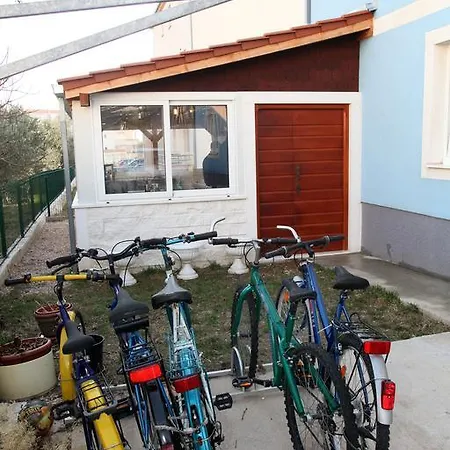 Apartment Karlo