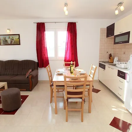 Apartment Karlo Kastela